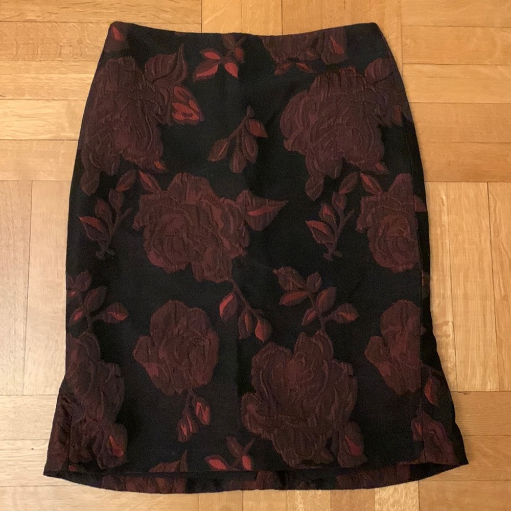 Pencil skirt from Ann Taylor in size 6.